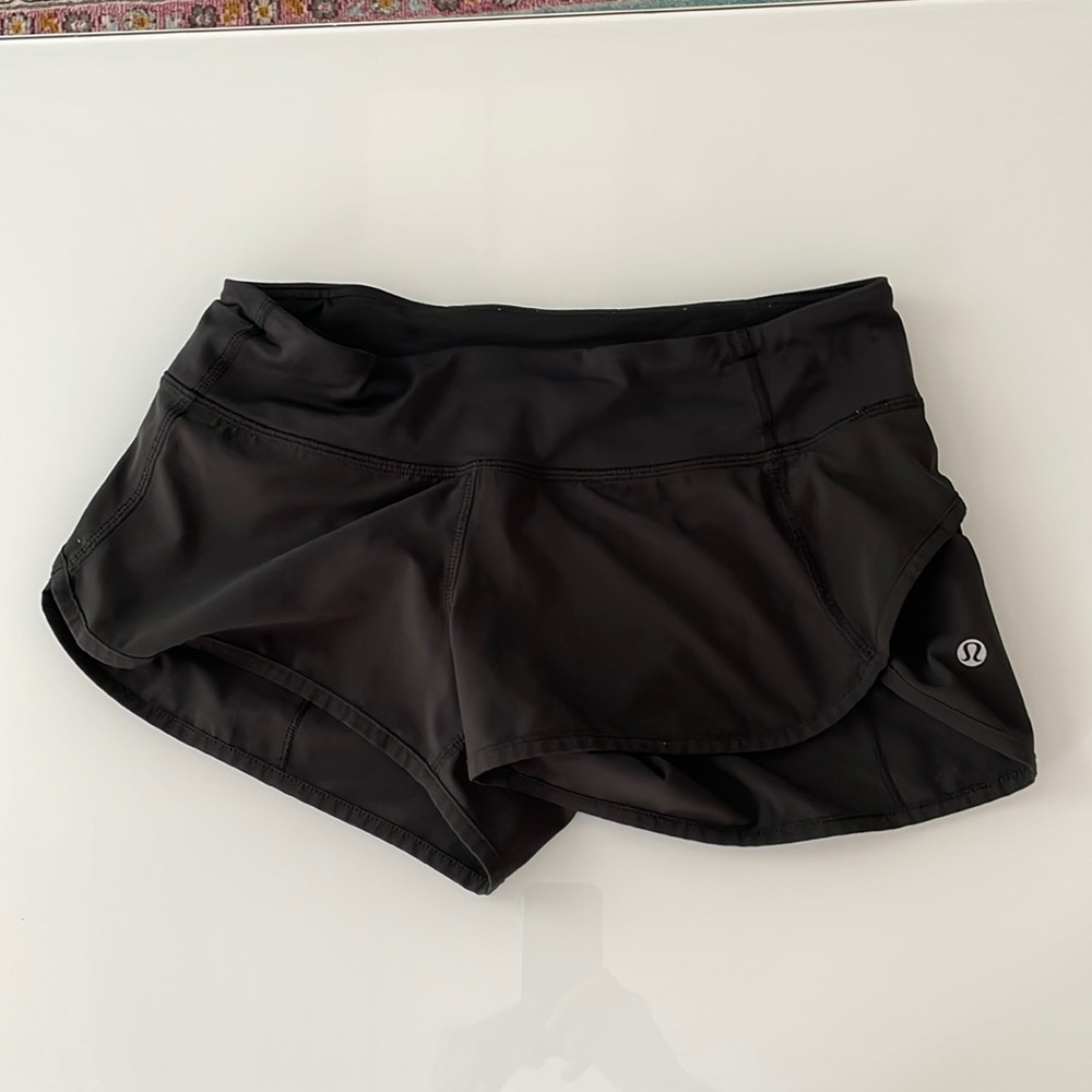 Lululemon Speed shorts size 4